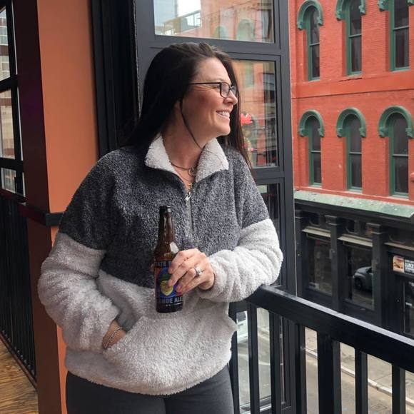 Meet the Posher Other - Meet your Posher, Donna